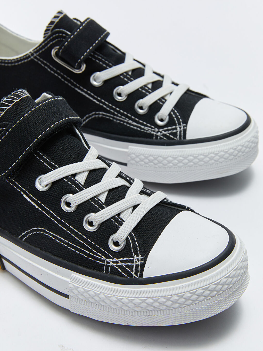 ნაბეჭდი თასმებიანი ბიჭებისთვის სპორტული ფეხსაცმელი-2