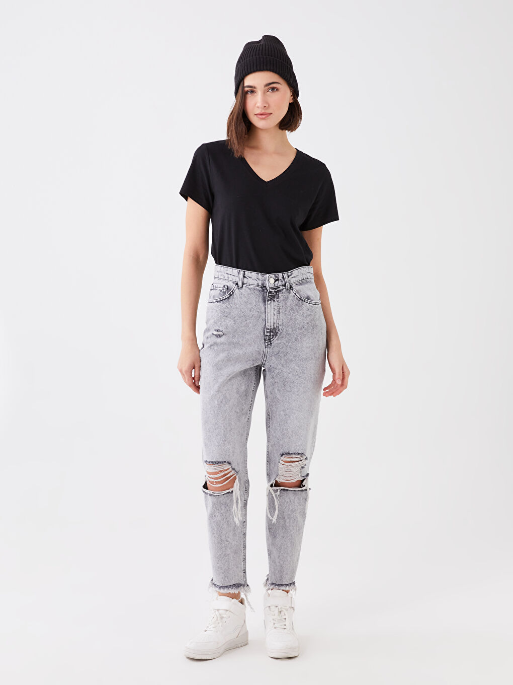 تيشيرت نسائي بياقة على شكل حرف V سادة بأكمام قصيرة-2