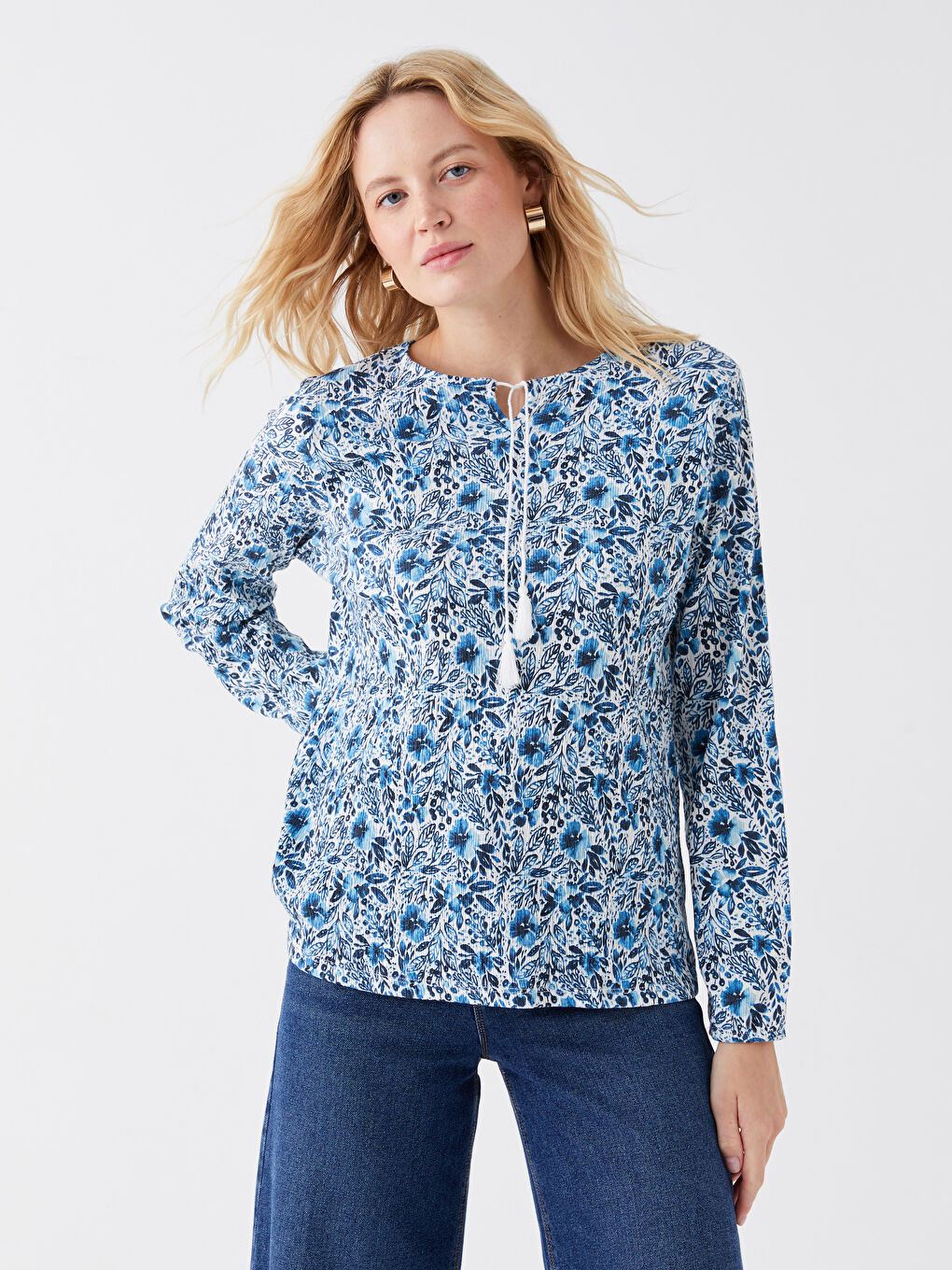 Ekru Bağlamalı Yaka Desenli Uzun Kollu Kadın Bluz-1