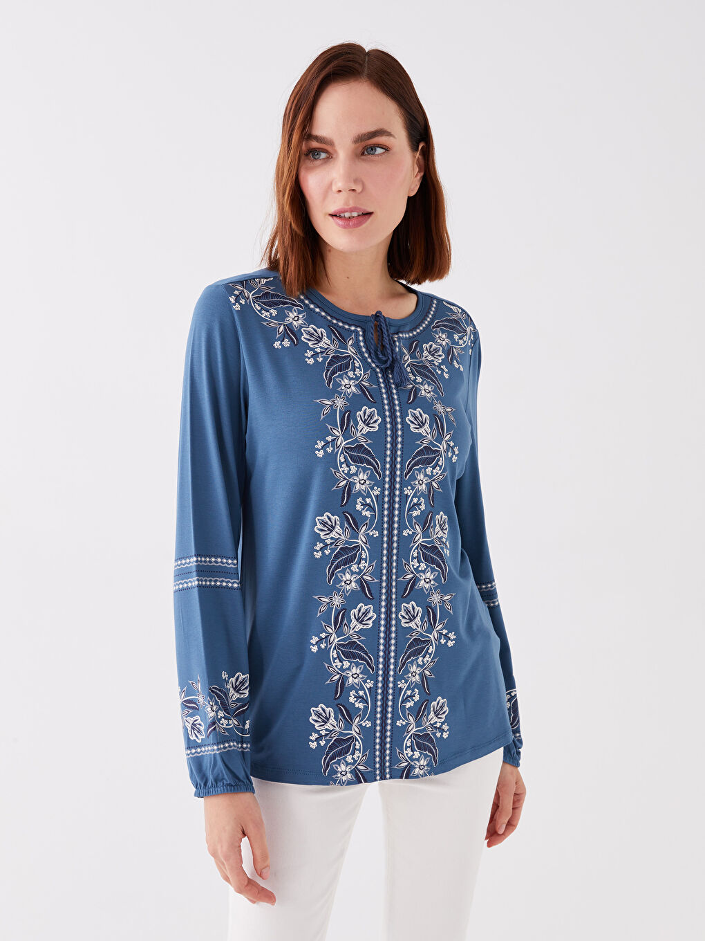 LCW Grace Indigo Bağlamalı Yaka Nakışlı Uzun Kollu Kadın Bluz