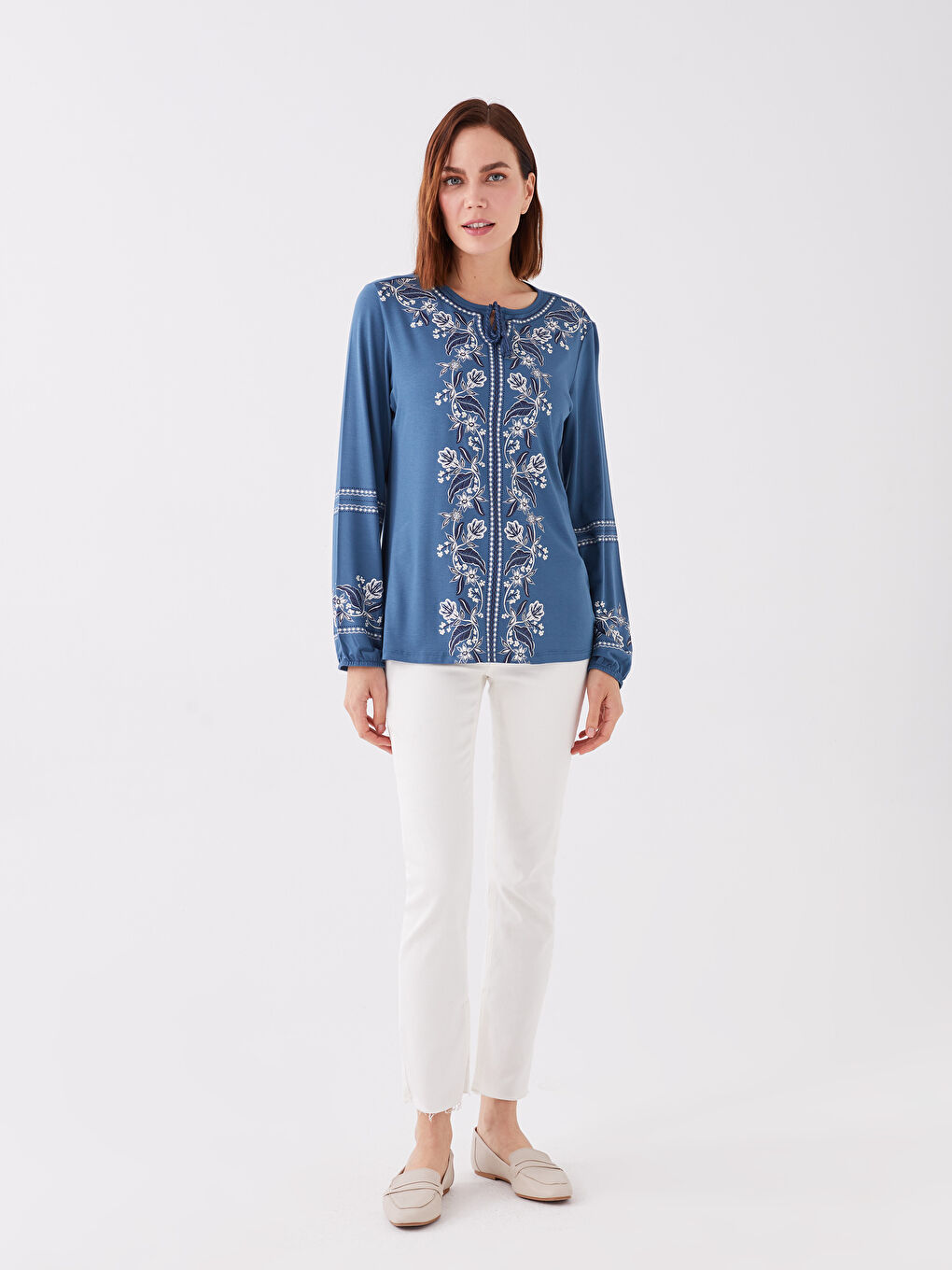 LCW Grace Indigo Bağlamalı Yaka Nakışlı Uzun Kollu Kadın Bluz - 2