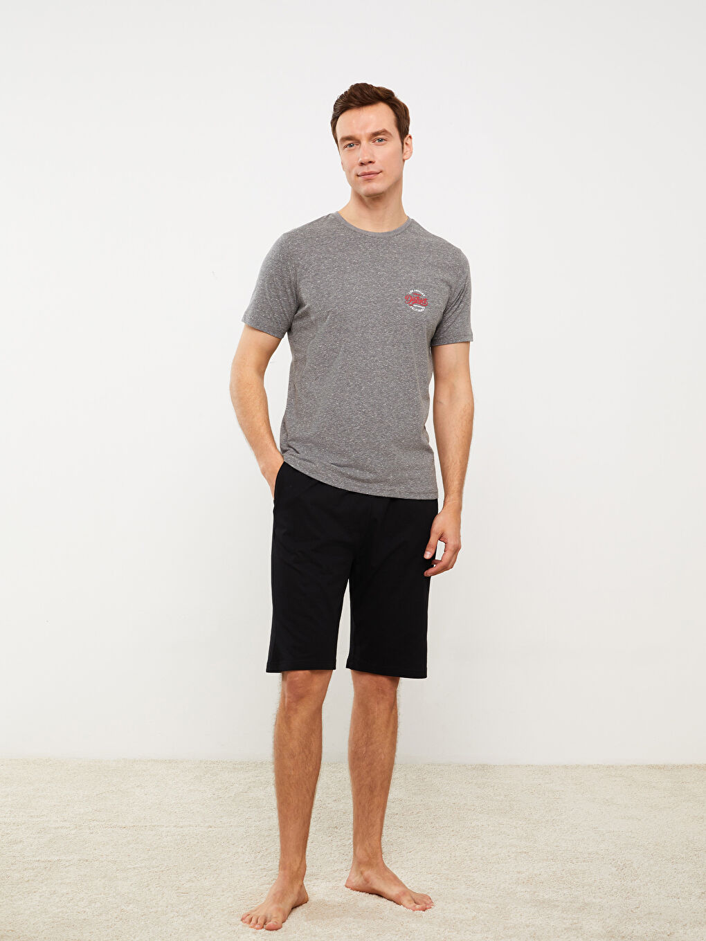 Gri Standart Kalıp Erkek Şortlu Pijama Takımı