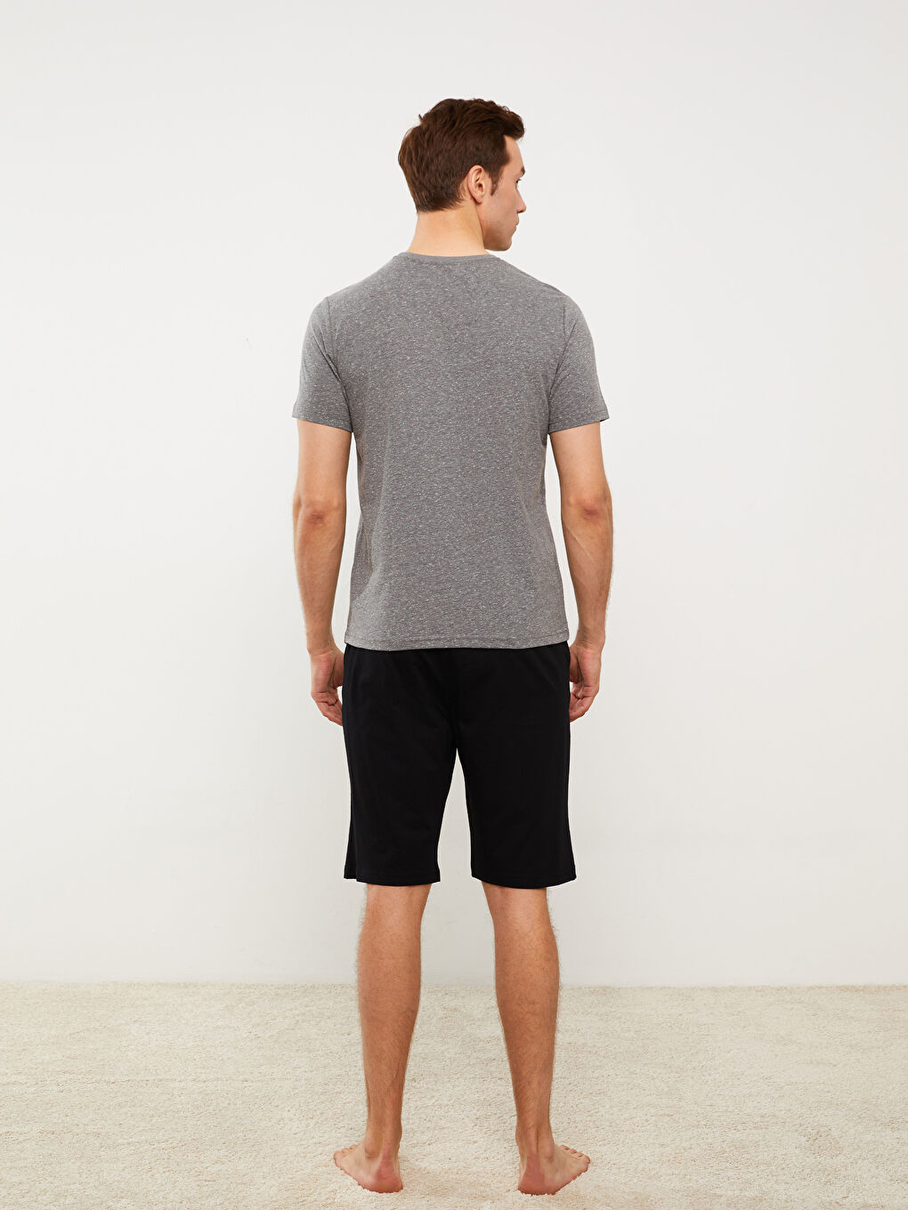 Gri Standart Kalıp Erkek Şortlu Pijama Takımı-4