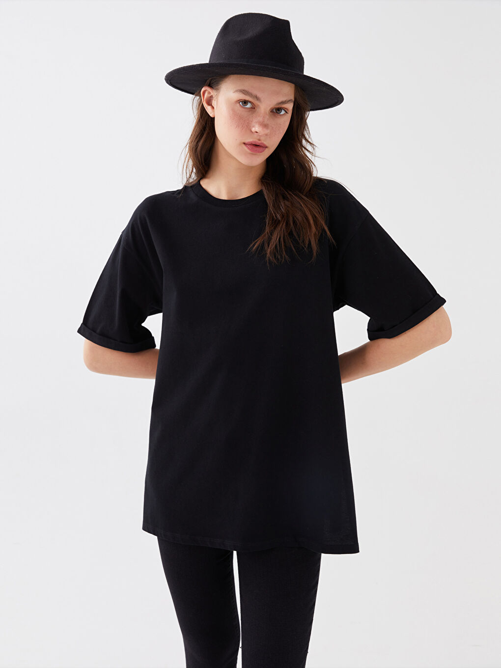 Siyah Kadın Bisiklet Yaka Kısa Kollu Tunik-1