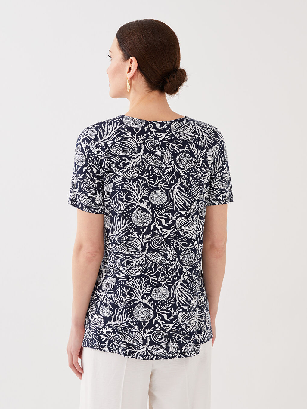 LCW Grace V-Neck Patterned Short Sleeve Women's T-Shirt -S35862Z8-LSJ