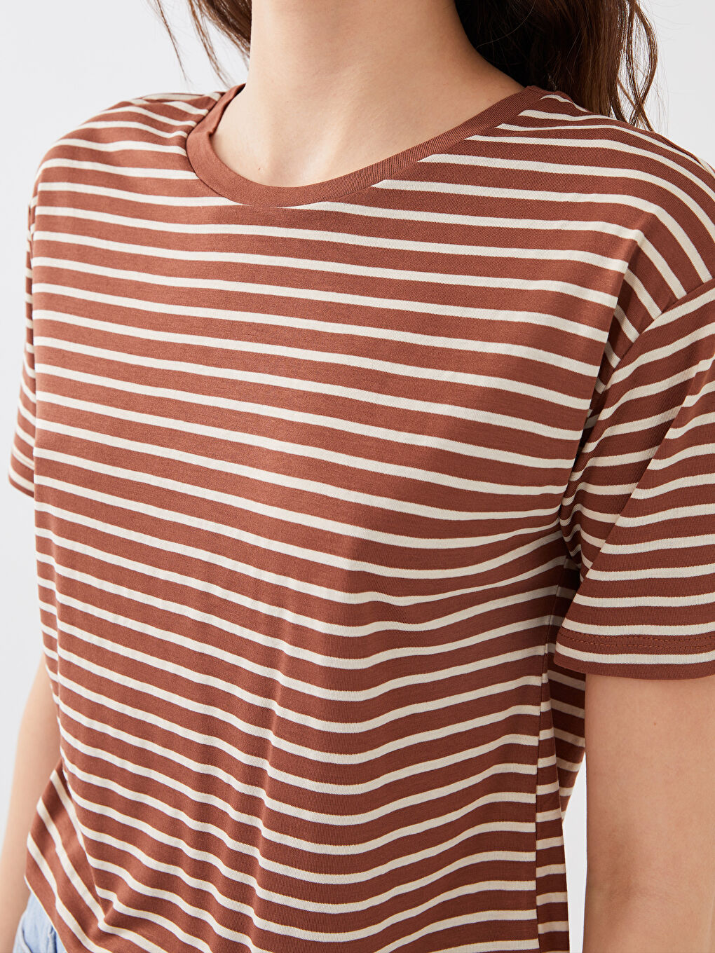 Women's Crew Neck Striped Short Sleeve T-Shirt-3