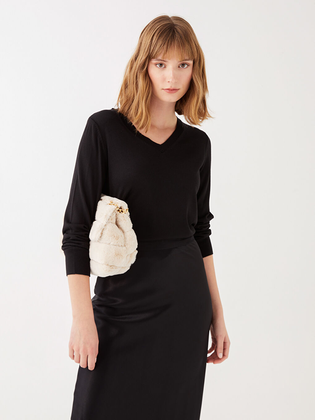 LCWAIKIKI Basic V Neck Plain Long Sleeve Women's Knitwear Sweater -S35902Z8-CVL