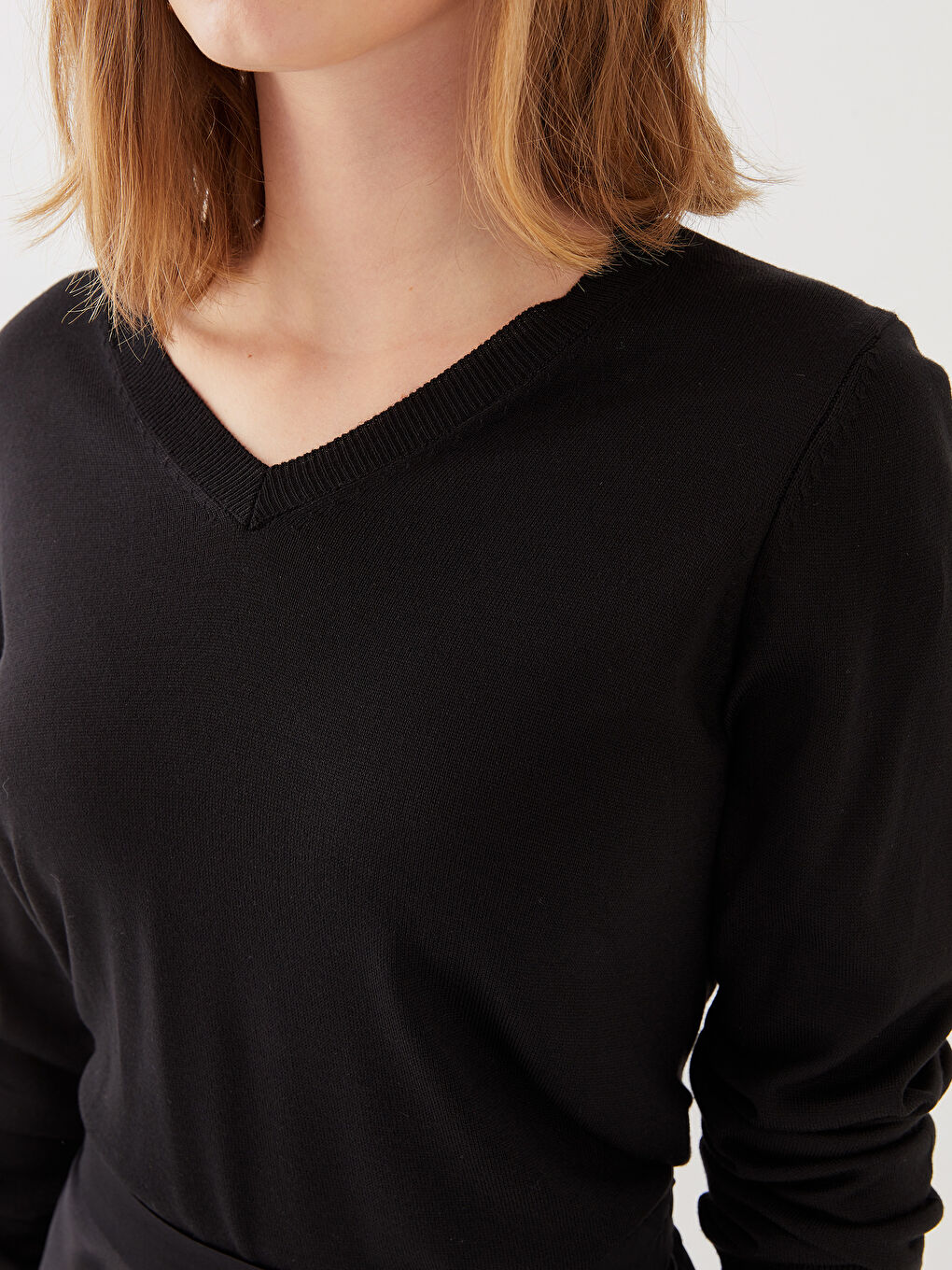 LCWAIKIKI Basic V Neck Plain Long Sleeve Women's Knitwear Sweater -S35902Z8-CVL