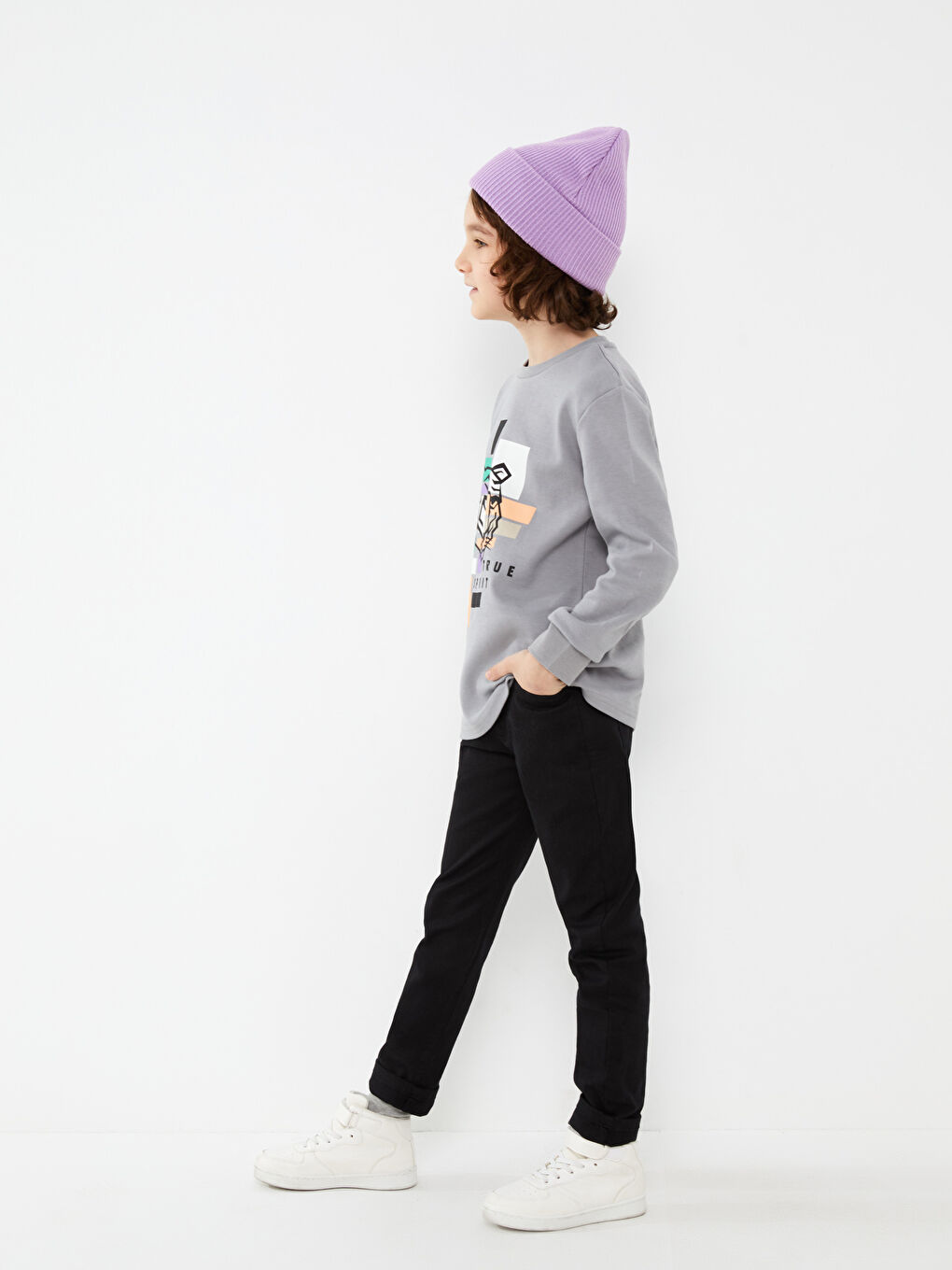 Ұлдарға арналған реттелетін серпімді белдігі бар шалбар