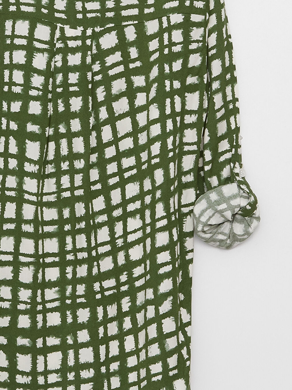 Ekru Kaçık Yaka Desenli Uzun Kollu Kadın Bluz-7