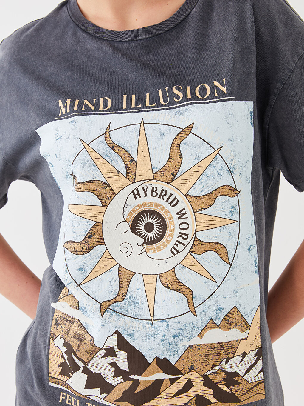 Women's Crew Neck Printed Short Sleeve T-Shirt-3