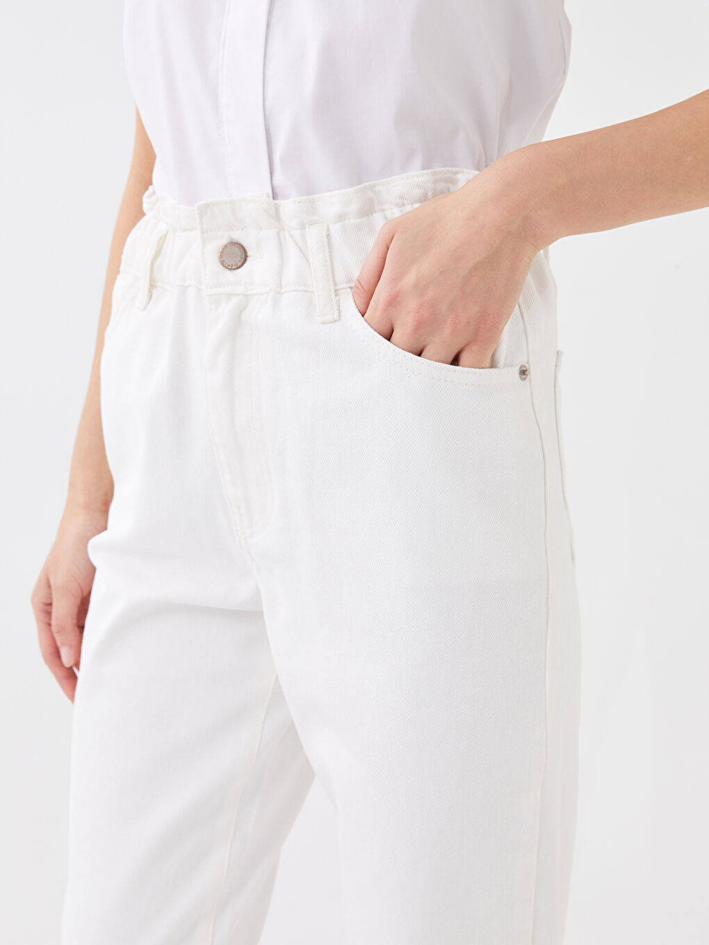 Women's High Waist Slouchy Pocket Detailed Jean Trousers-2