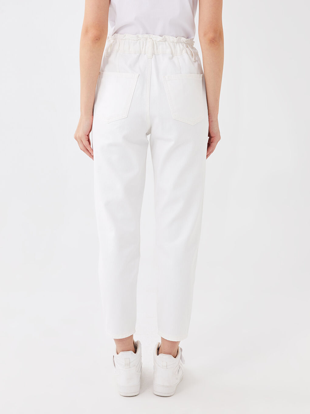 Women's High Waist Slouchy Pocket Detailed Jean Trousers-4