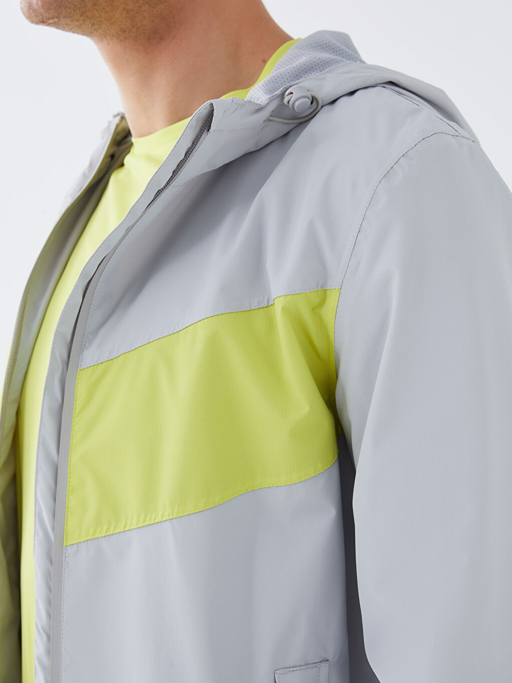 Standard Fit Hooded Thin Men's Raincoat -S36217Z8-KXV