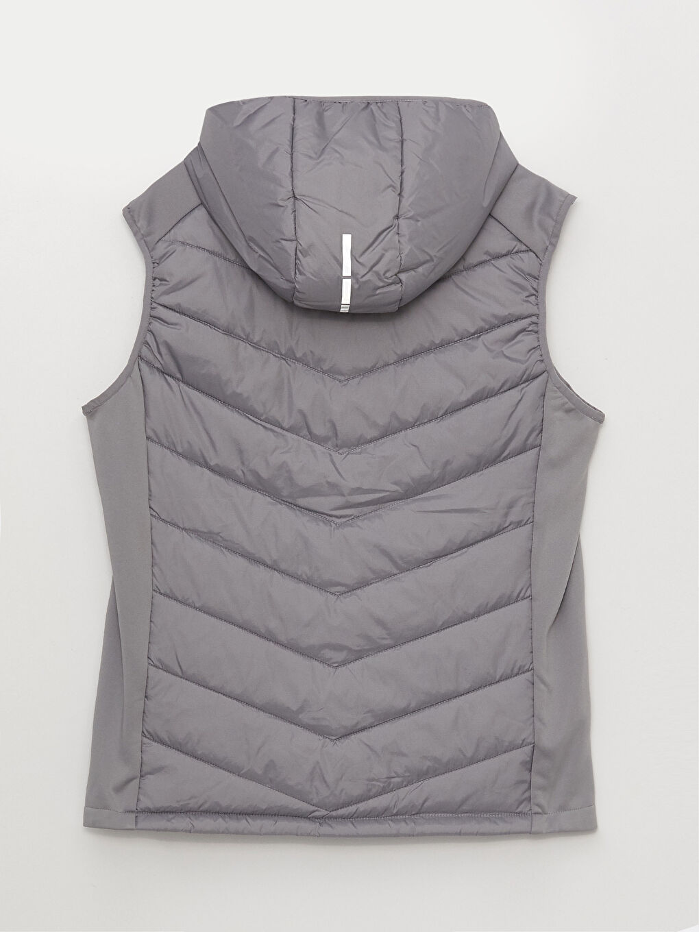 LC Waikiki Regular Fit Hooded Men's Puffer Gilet -S36295Z8-GD5
