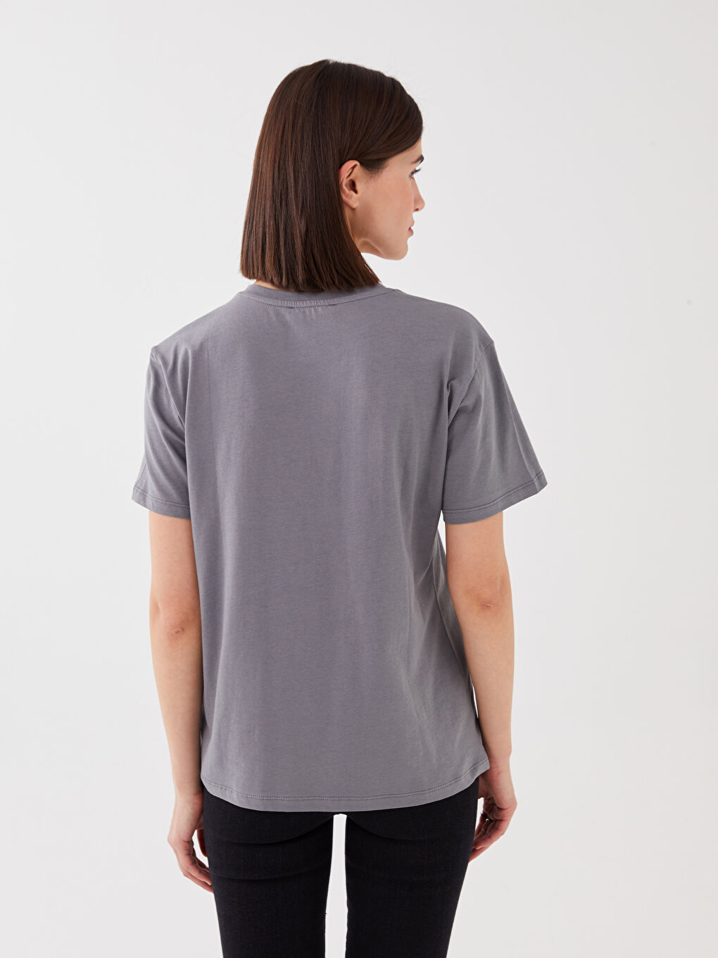 მრგვალი საყელო ნაბეჭდი მოკლე სახელო ქალებისთვის მაისური-4