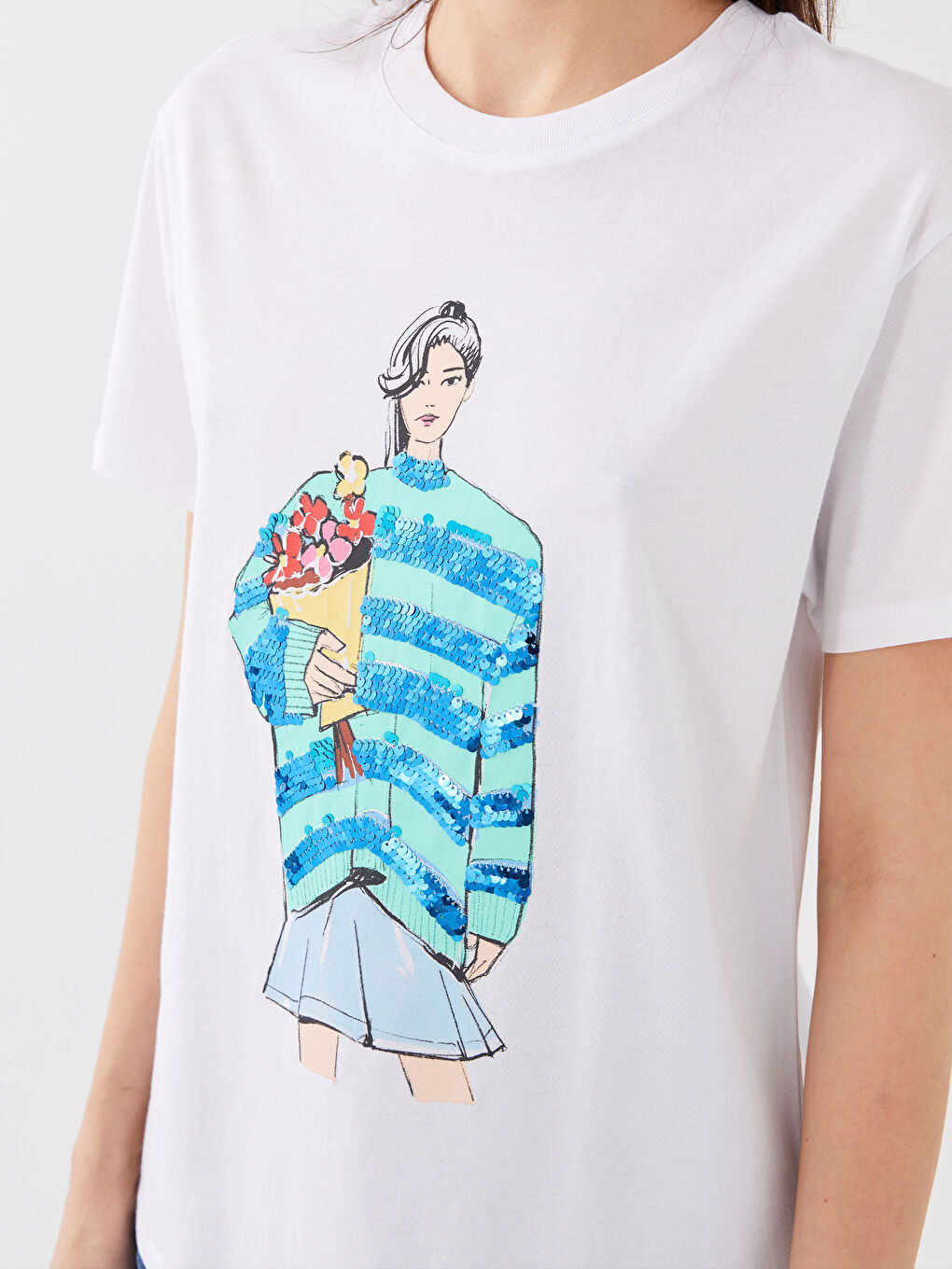 Beyaz Kadın Bisiklet Yaka Baskılı Tişört-3