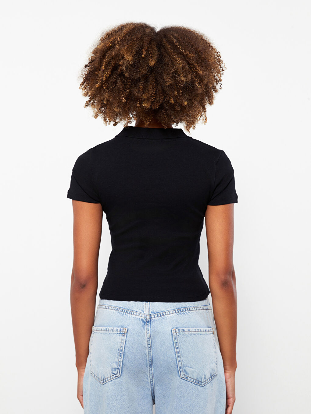 Siyah Polo Yaka Düz Kısa Kollu Kadın Tişört-4