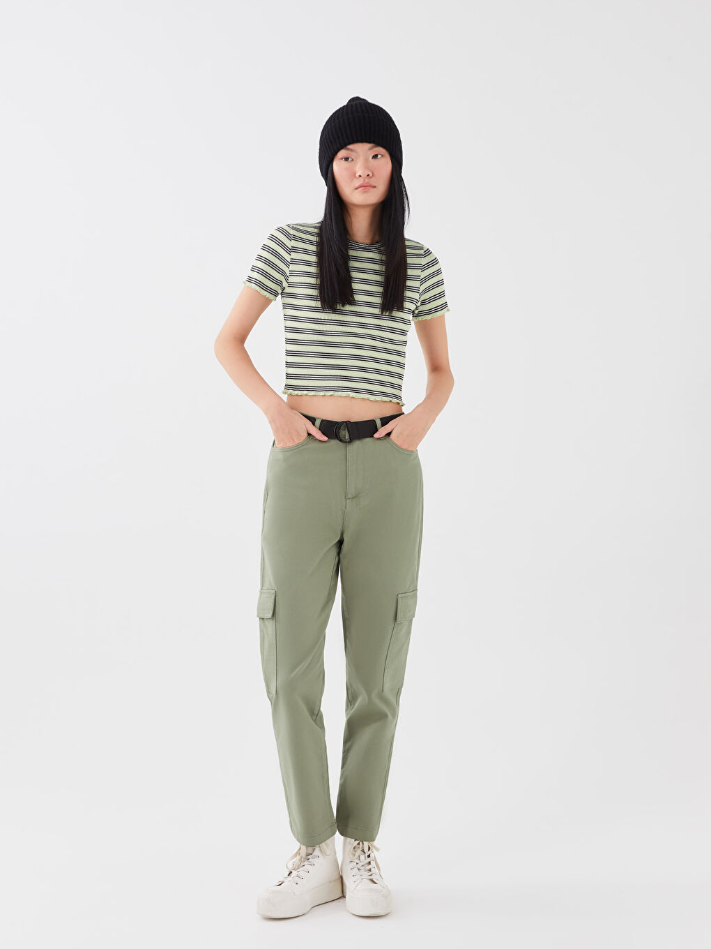 Yeşil Bisiklet Yaka Çizgili Kısa Kollu Kadın Tişört-2