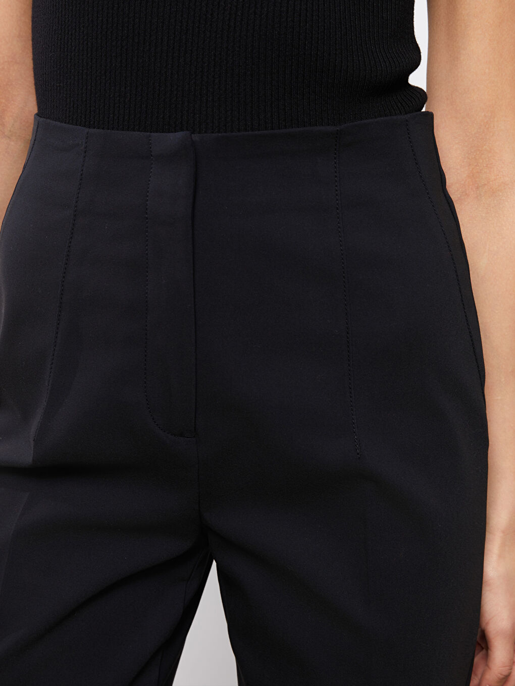 CRNA Pantalone Žena -S36455Z8-CVL