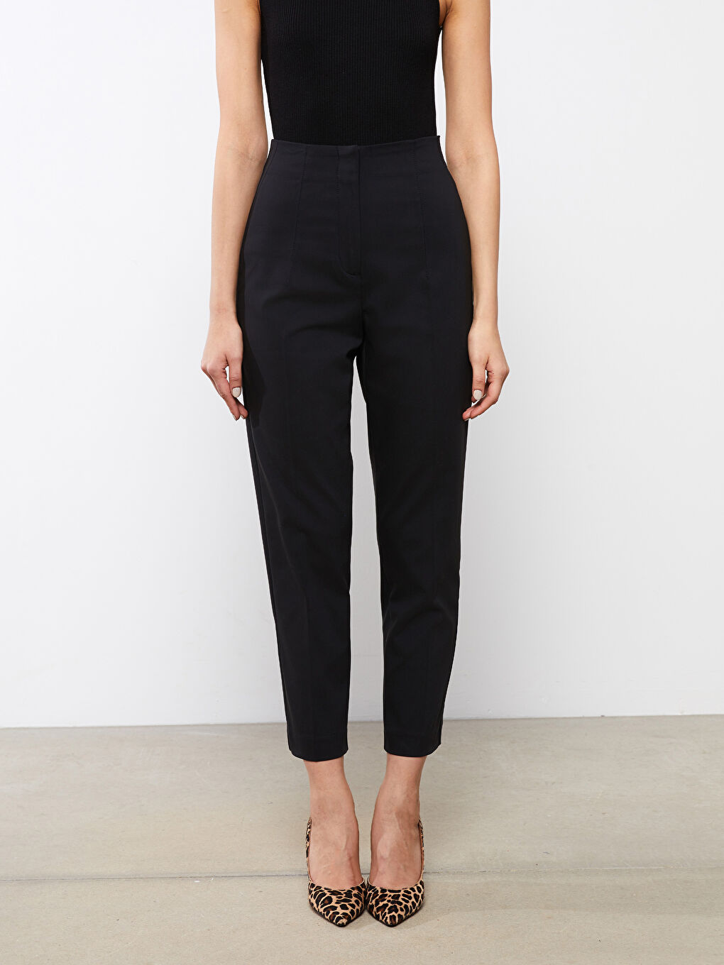 CRNA Pantalone Žena -S36455Z8-CVL