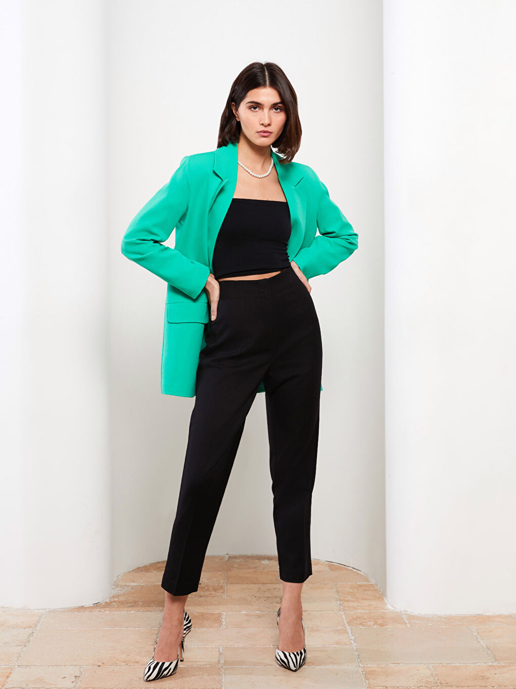 LC Waikiki Ženske pantalone visokog struka, standardnog kroja, jednostavne -S36458Z8-CVL