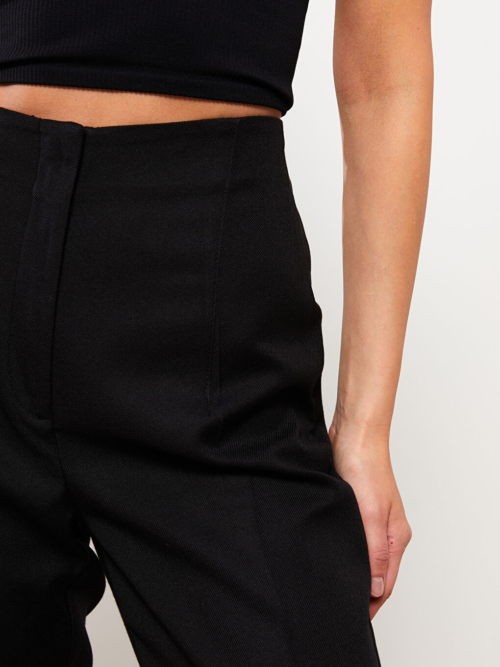 LC Waikiki Ženske pantalone visokog struka, standardnog kroja, jednostavne -S36458Z8-CVL