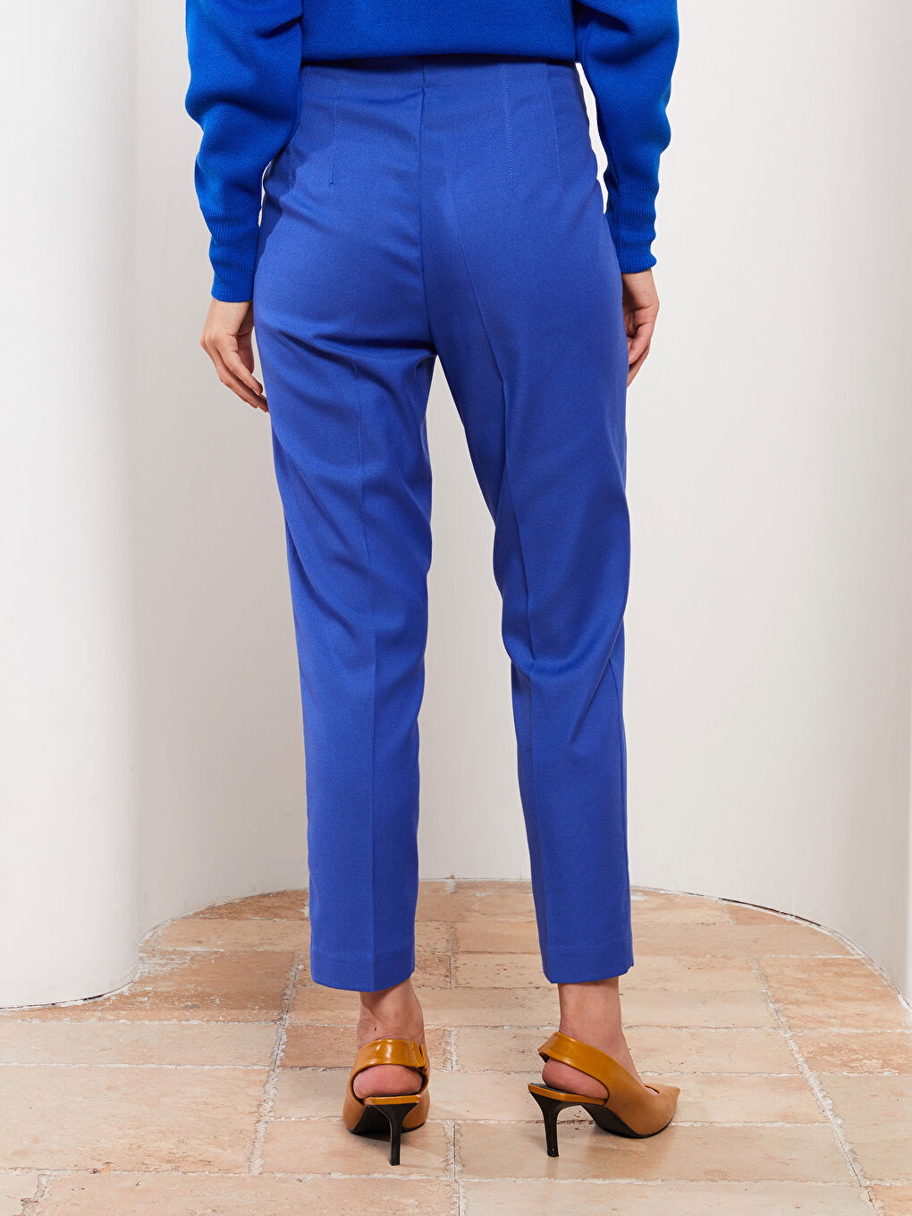 LC Waikiki Ženske pantalone visokog struka, standardnog kroja, jednostavne -S36458Z8-GZ1