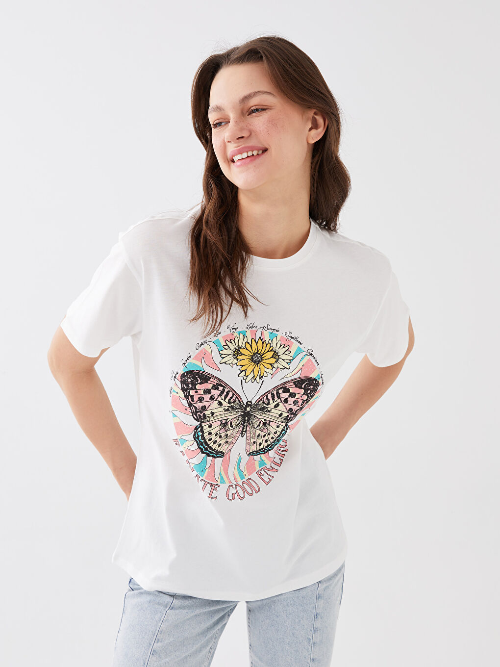 Ekru Kadın Bisiklet Yaka Baskılı Kısa Kollu Tişört-1