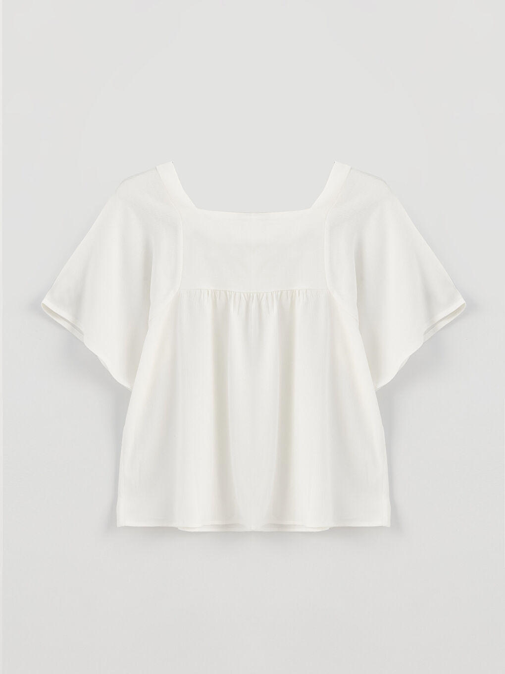 Ekru Kare Yaka Nakışlı Kısa Kollu Kız Çocuk Bluz-1