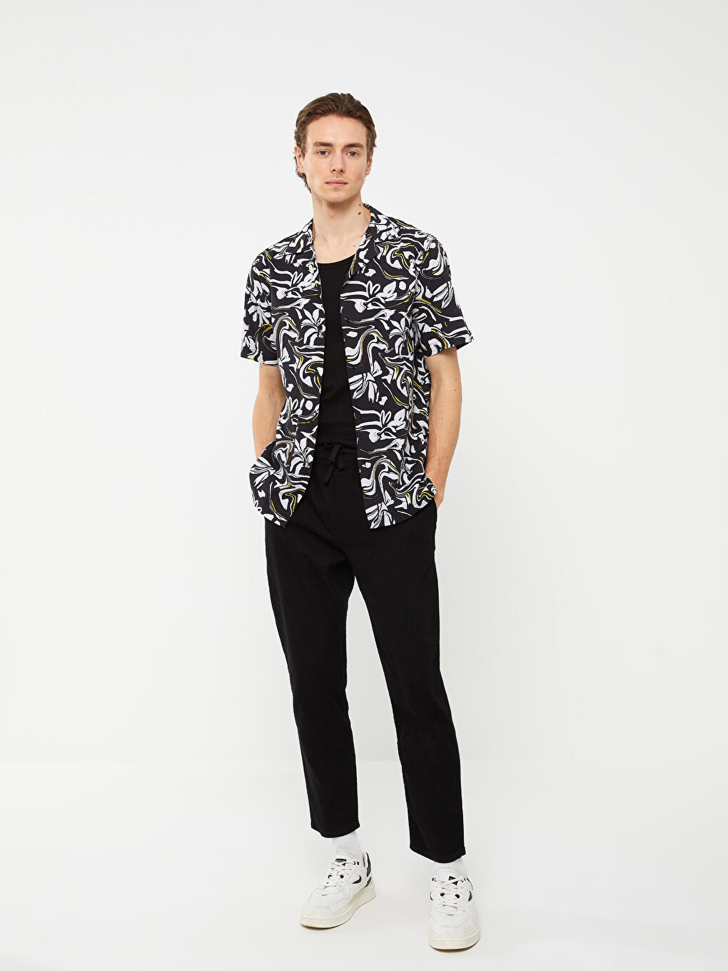 Regular Fit Short Sleeve Patterned Men's Shirt-2