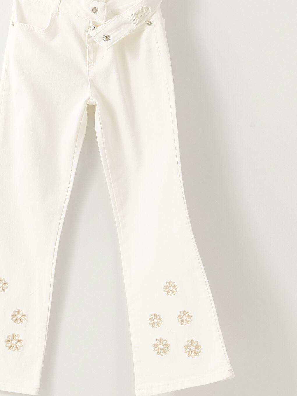 بنطلون واسع مطرز للبنات-3
