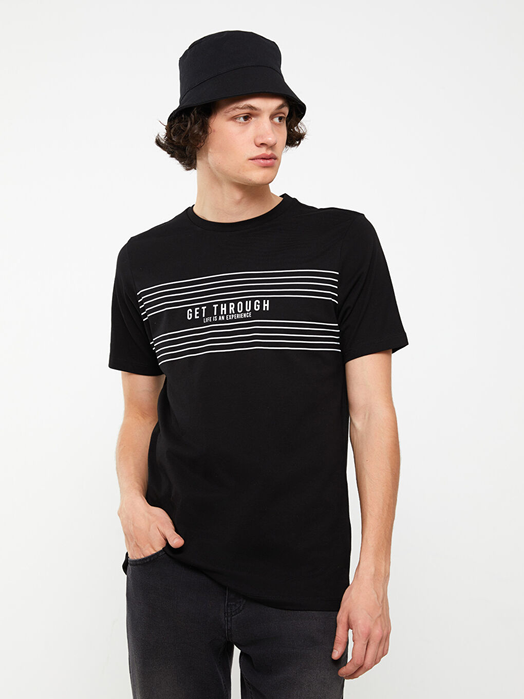 Siyah Bisiklet Yaka Kısa Kollu Baskılı Penye Erkek Tişört-1