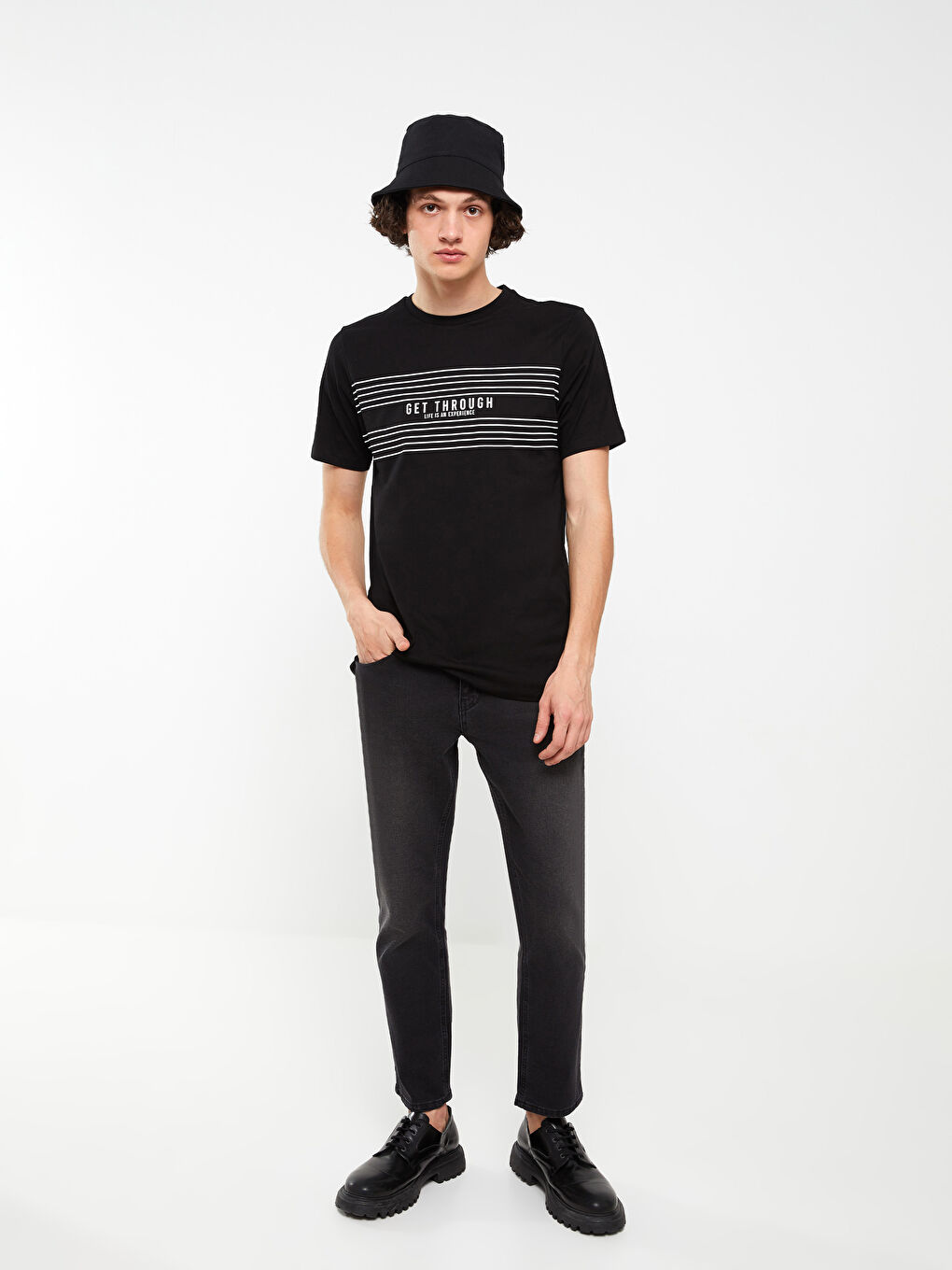 Siyah Bisiklet Yaka Kısa Kollu Baskılı Penye Erkek Tişört-2