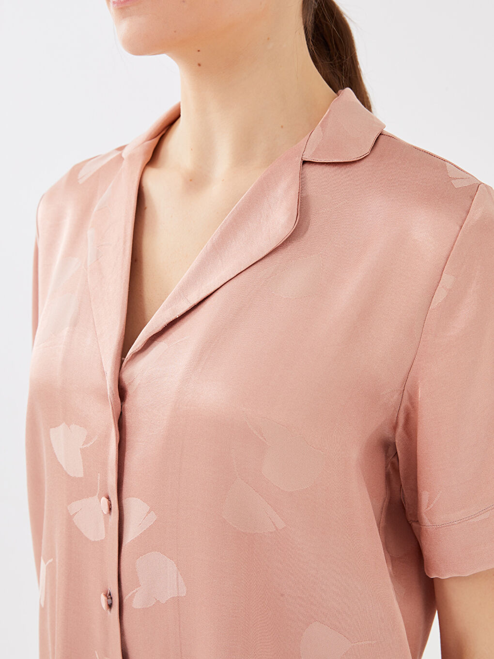 Pembe Gömlek Yaka Desenli Kısa Kollu Saten Kadın Pijama Takımı-6