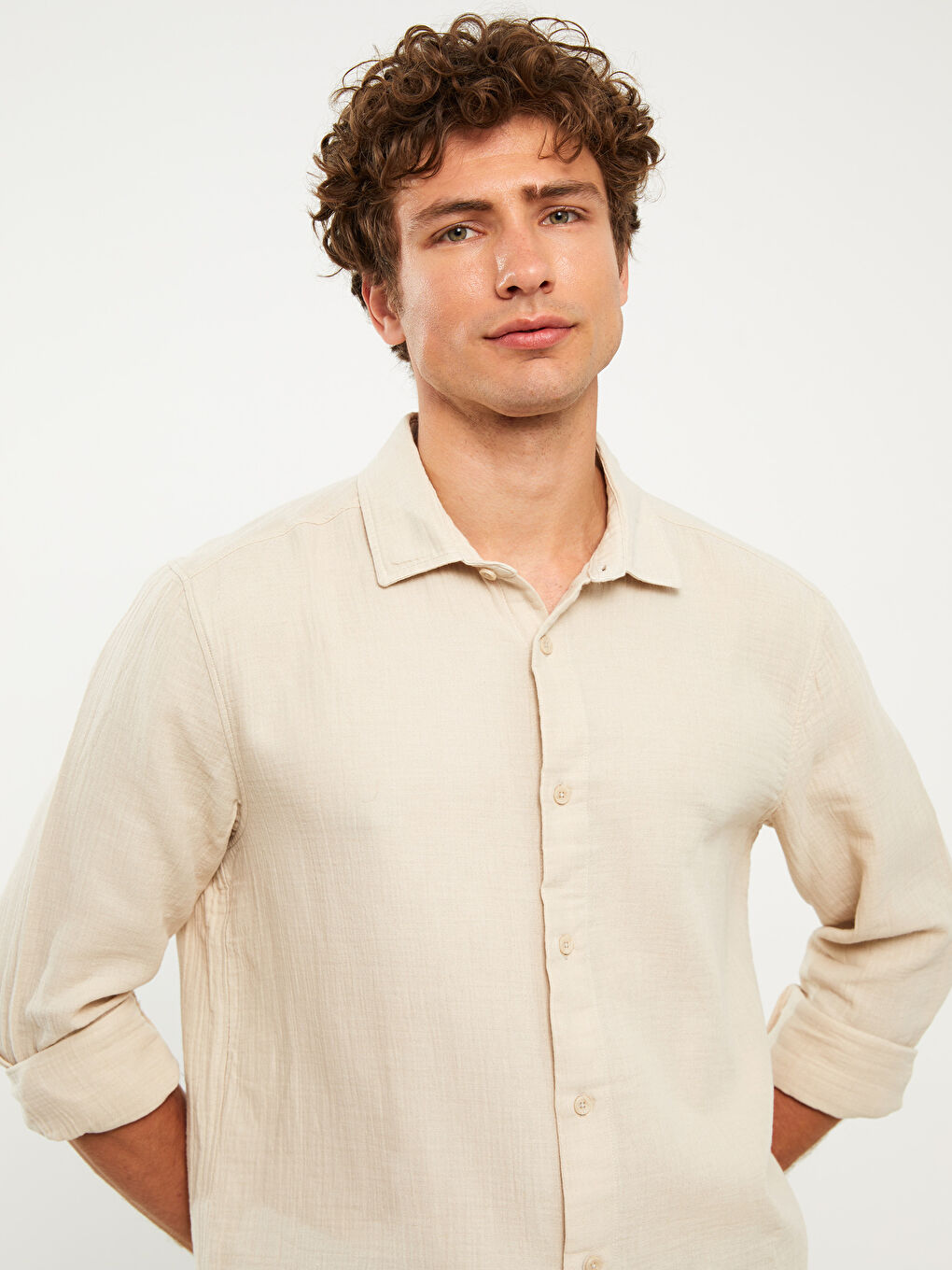 Bej Regular Fit Uzun Kollu Müslin Erkek Gömlek