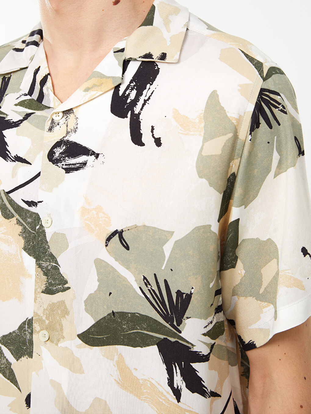 Haki Regular Fit Kısa Kollu Desenli Erkek Gömlek-3