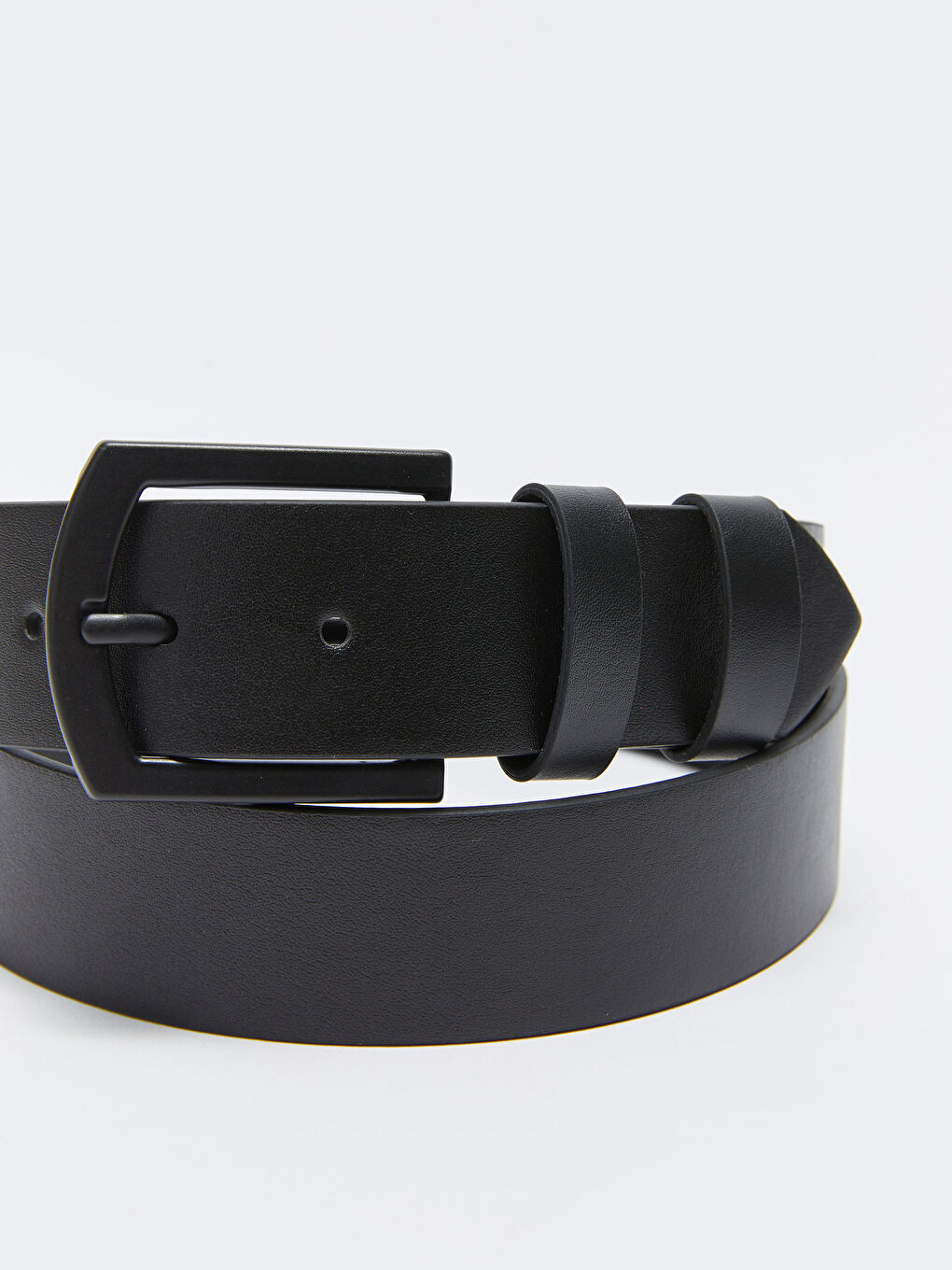 Siyah Deri Görünümlü Erkek Kemer-1