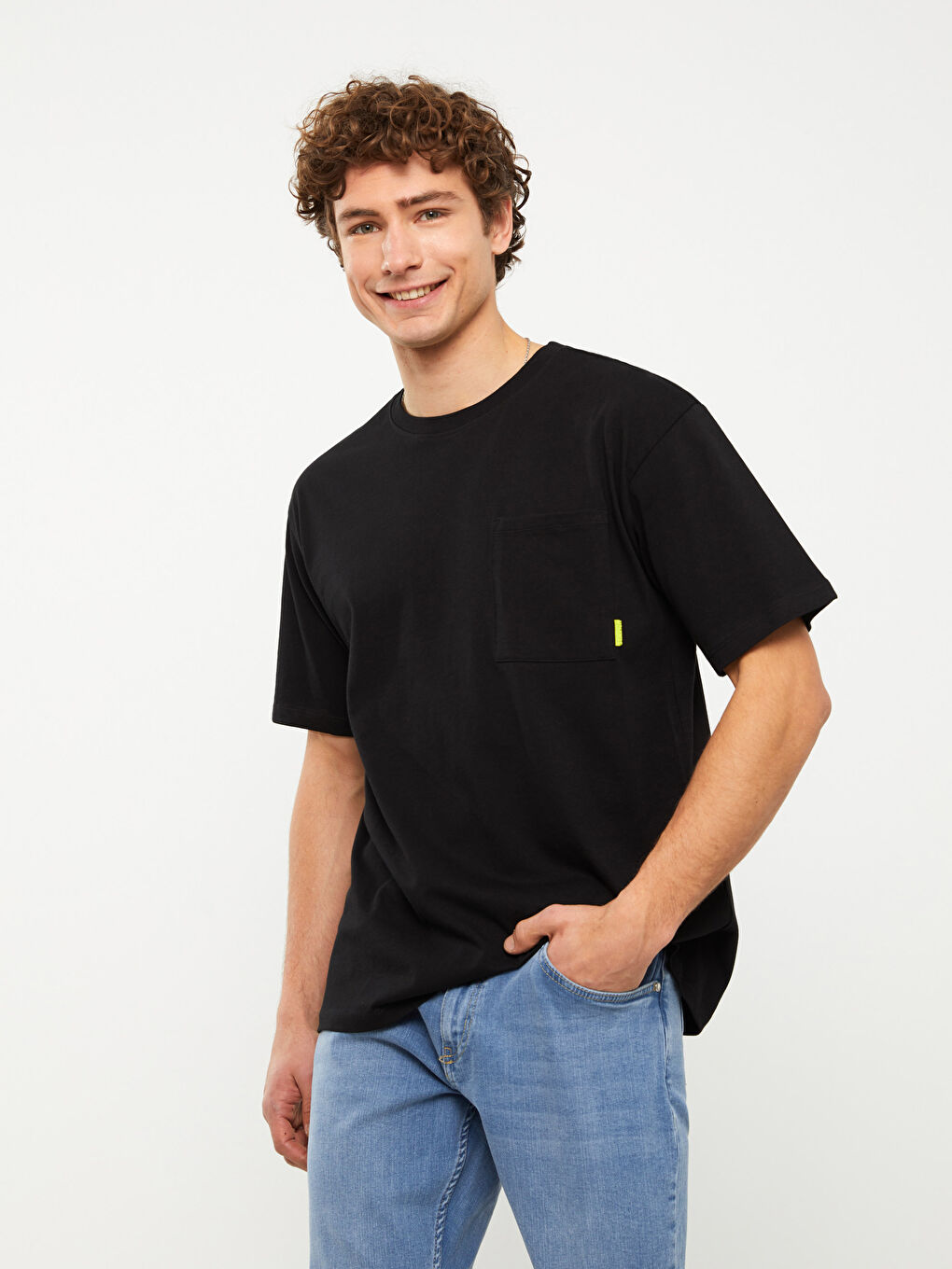 Мужская футболка с круглым вырезом и короткими рукавами-1