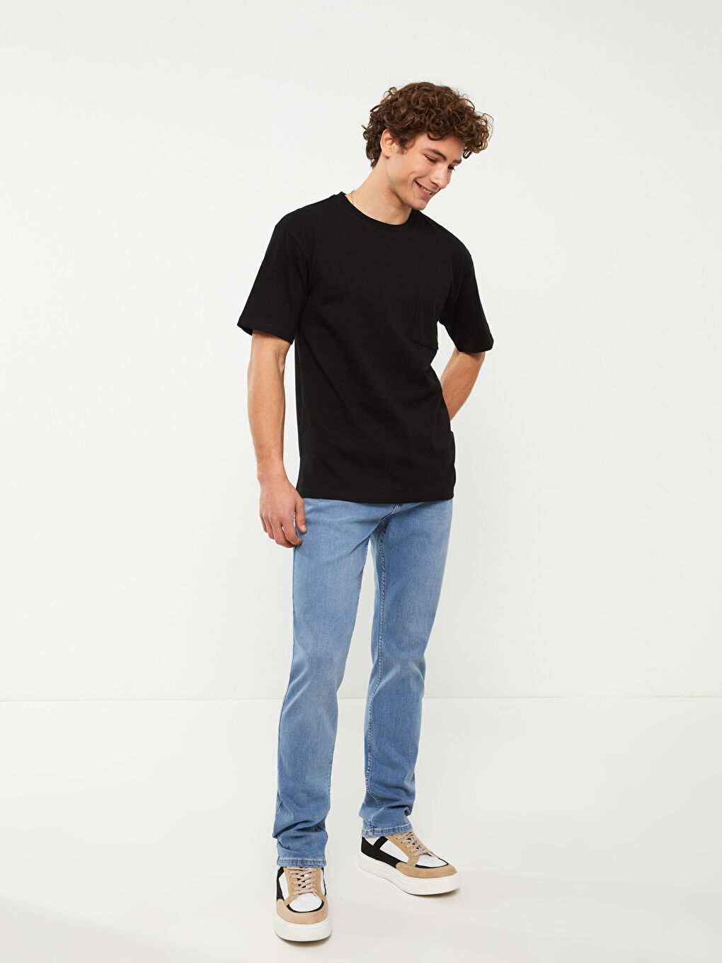 Мужская футболка с круглым вырезом и короткими рукавами-2