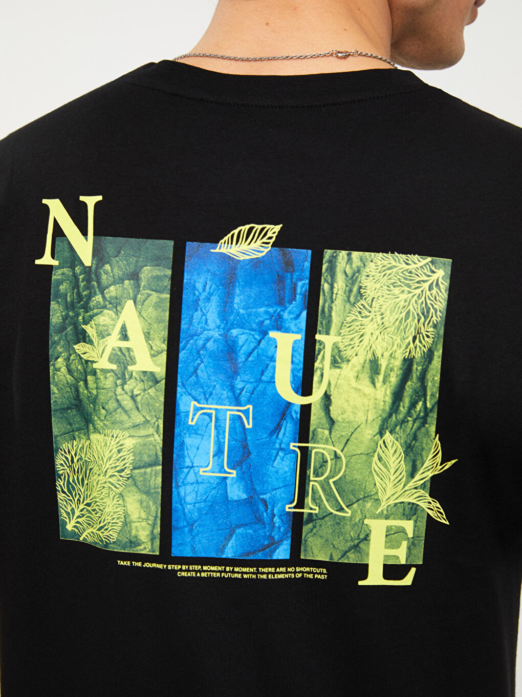 Мужская футболка с круглым вырезом и короткими рукавами-3