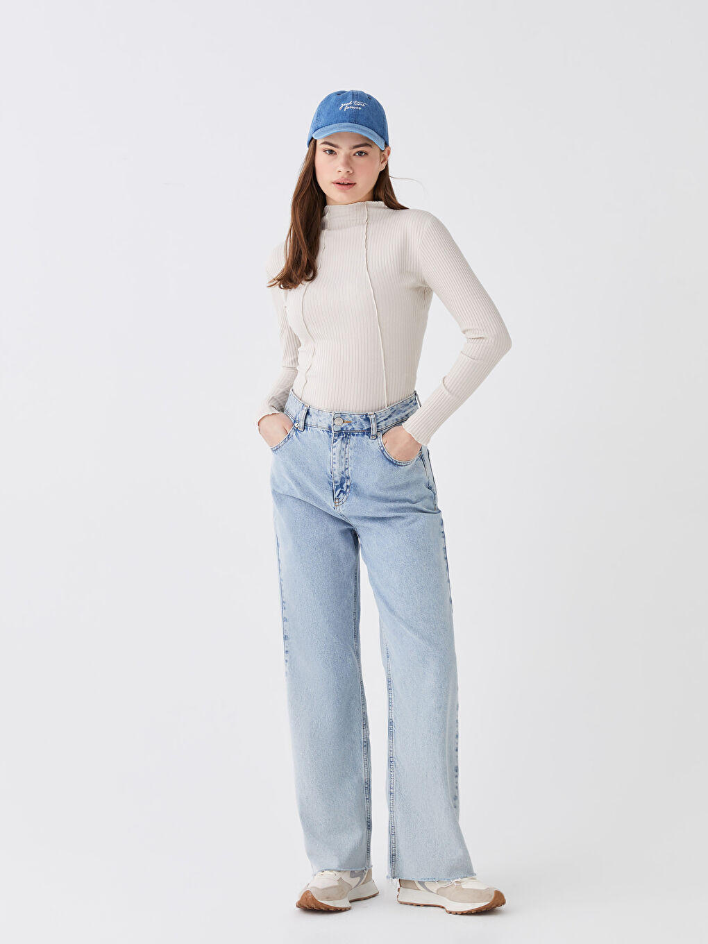 Mavi Yazı Nakışlı Kadın Kep Şapka-2