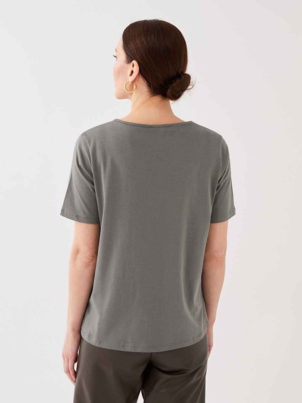 Women's Crew Neck Embroidered Short Sleeve T-Shirt-4