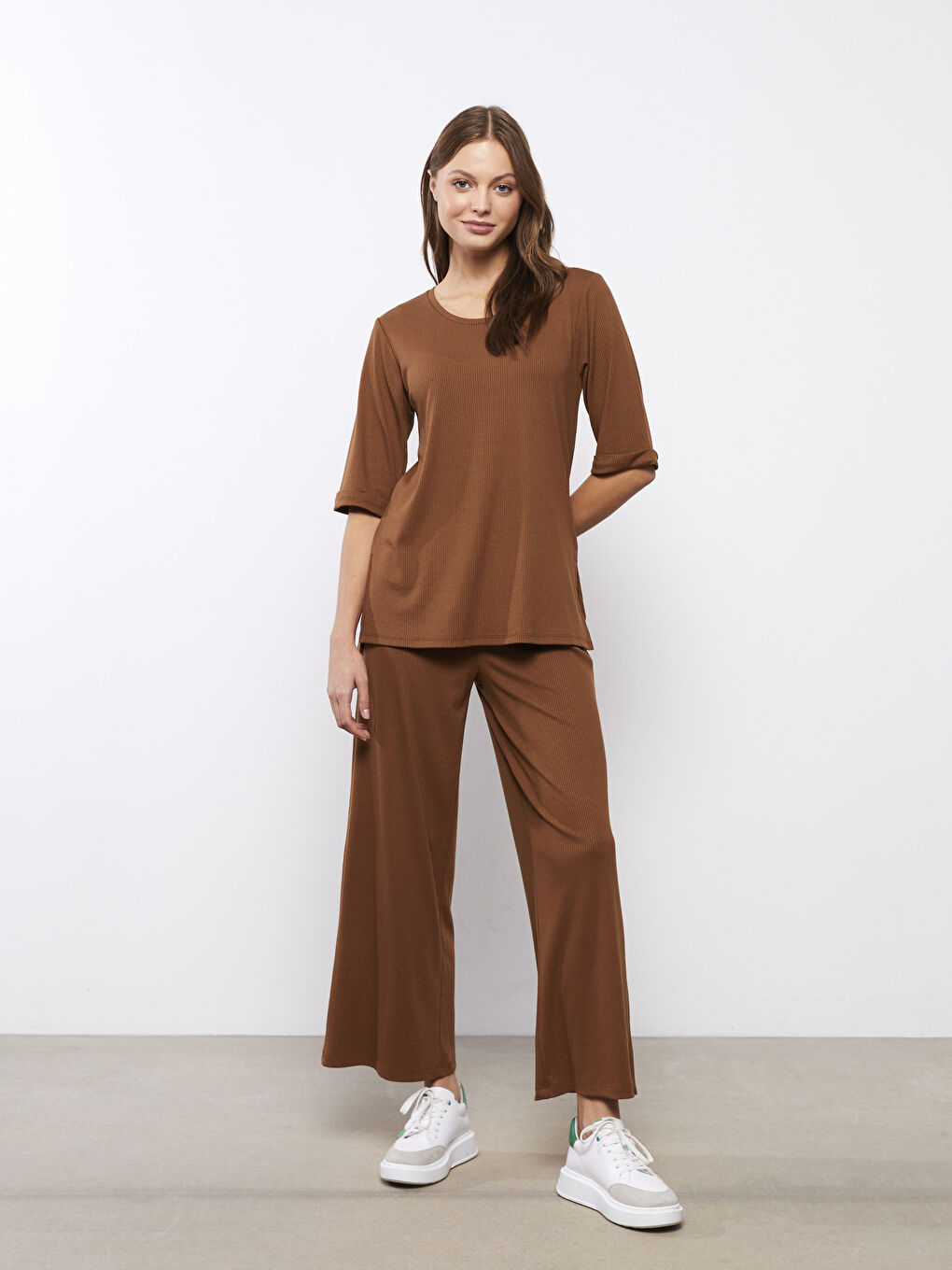 Women's Crew Neck Plain T-Shirt-2