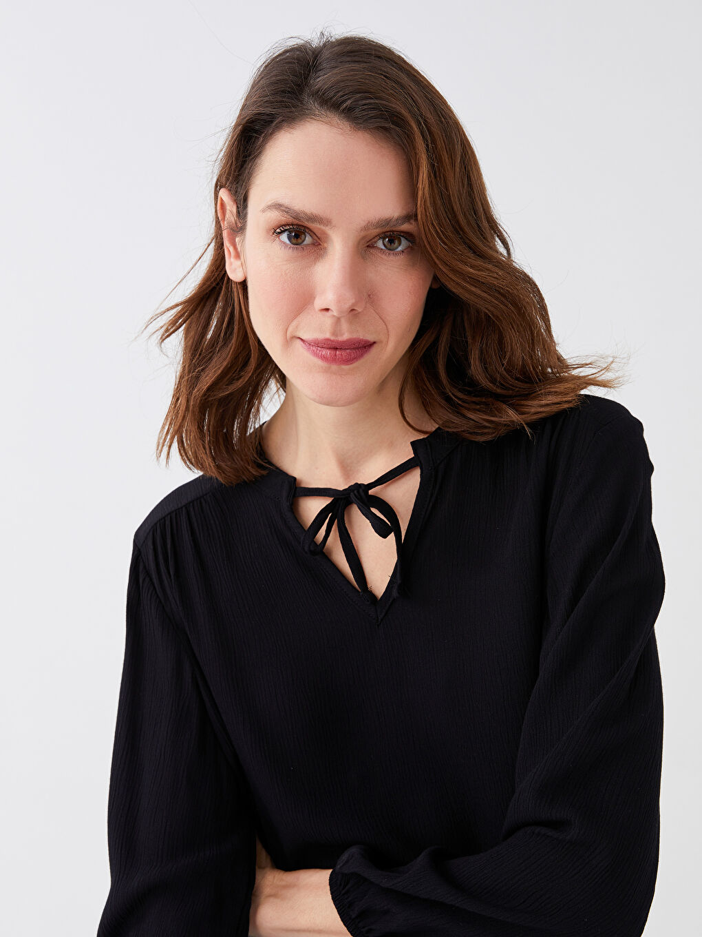 Tie Neck Plain Long Sleeve Women's Blouse-1