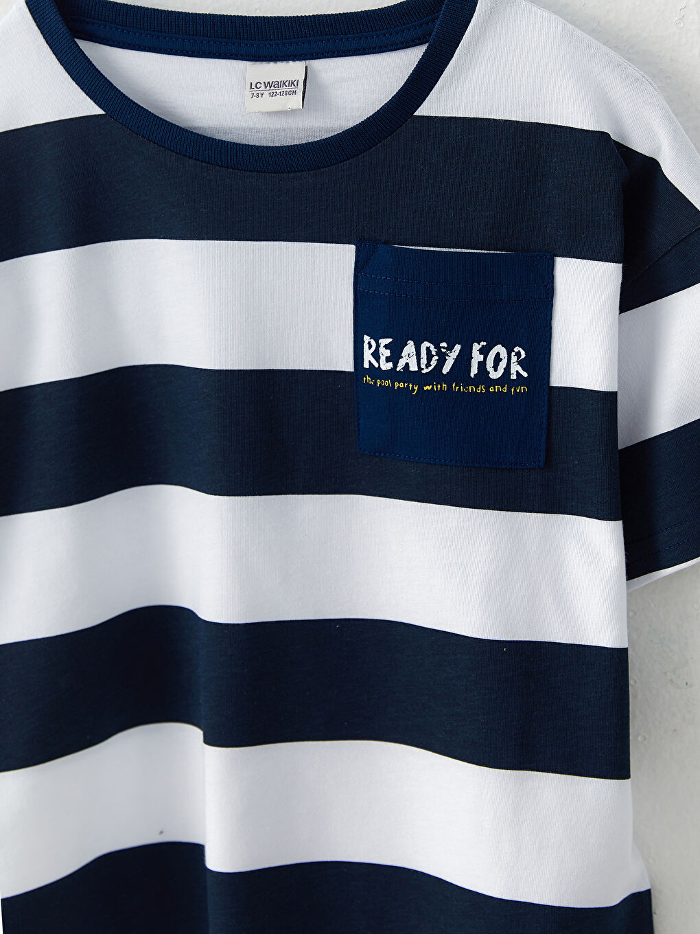 تي شيرت مخطط ياقة دائرية مريح للأولاد-2