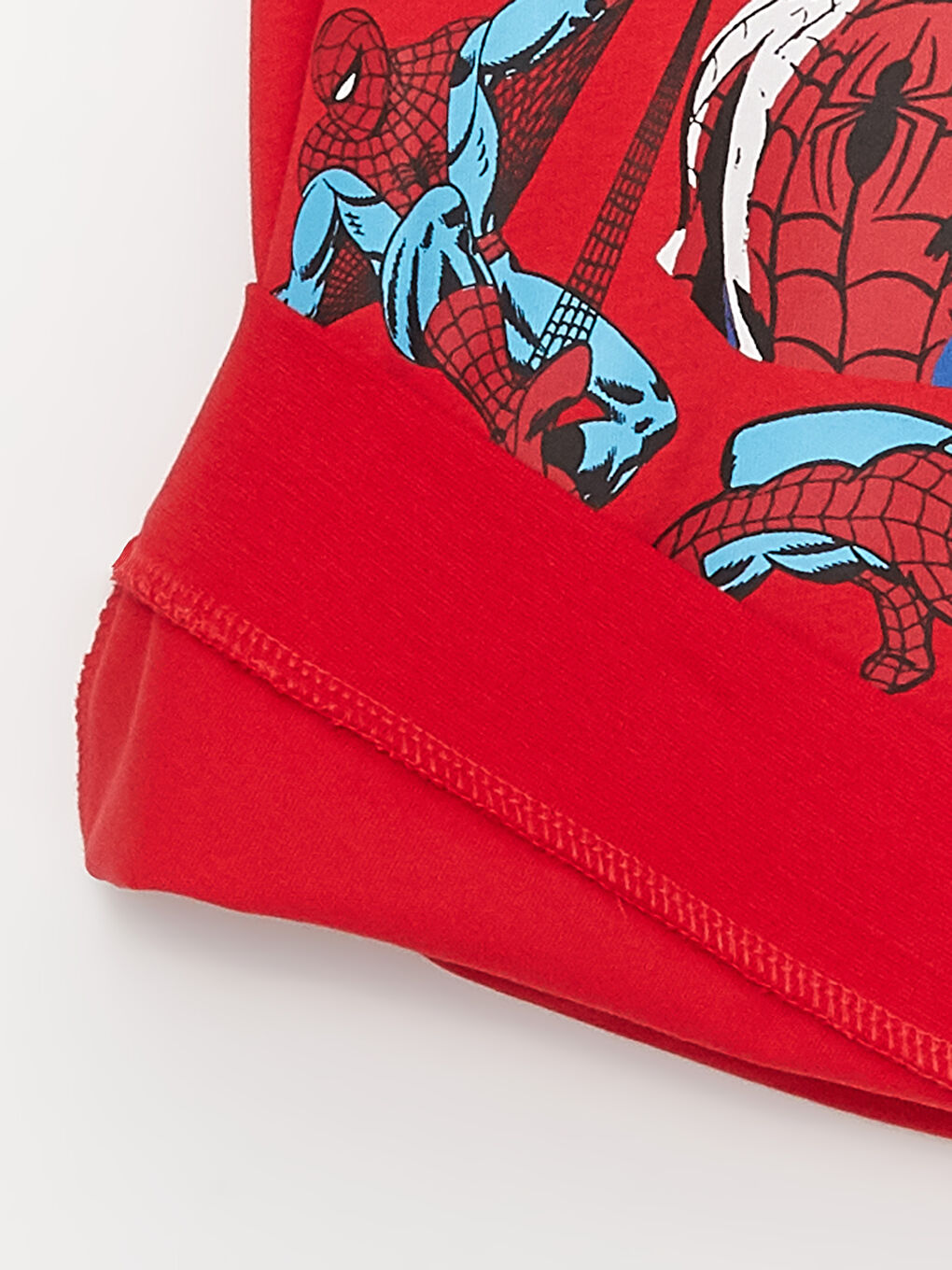 LC Waikiki Duks i Pantalone za Dečake sa Spider-Man Štampom i Okruglim Izrezom, Dugi Rukav -S37123Z4-HMW