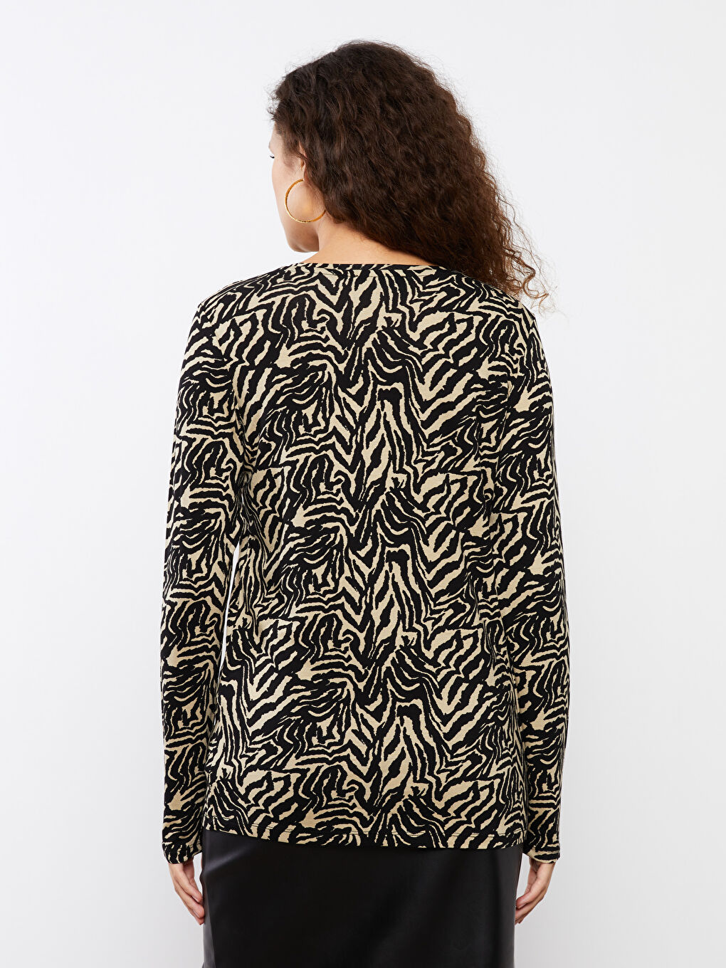 Karışık Bisiklet Yaka Desenli Uzun Kollu Kadın Tişört-4