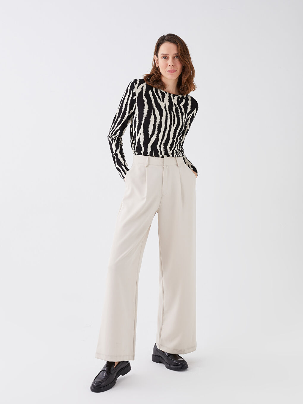 Karışık Bisiklet Yaka Desenli Uzun Kollu Kadın Tişört-2