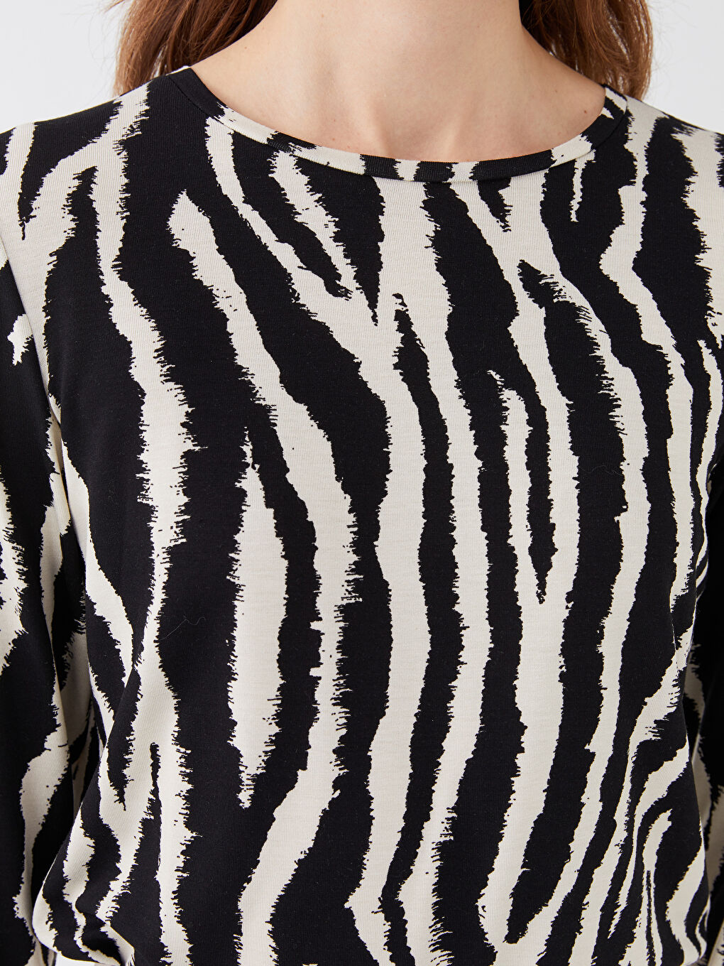 Karışık Bisiklet Yaka Desenli Uzun Kollu Kadın Tişört-3